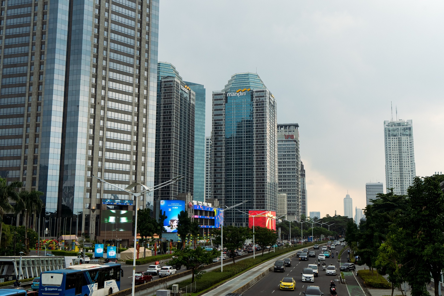 Bagai Langit dan Bumi, Outlook Vietnam dan RI Berdasarkan Moody's