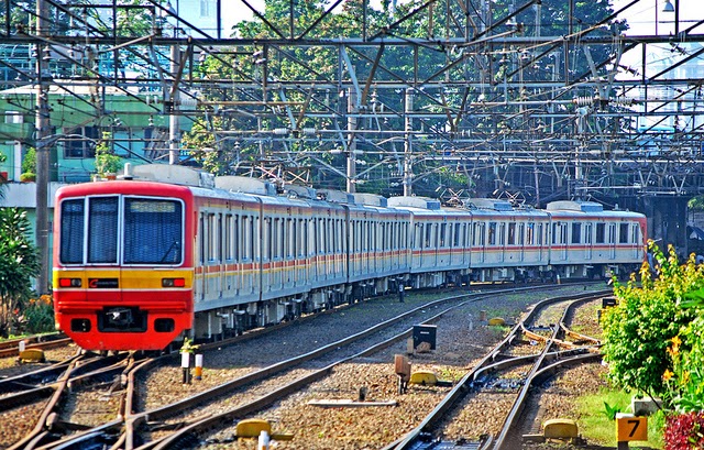 Volume Pengguna KRL Hari Ini Lanjutkan Tren Turun