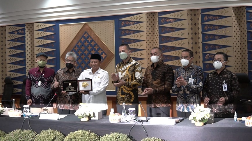 Studi Banding, bank bjb (BJBR) Disambangi BPD Kalteng dan BPD Sumut