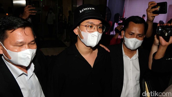 Apes Benar Indra Kenz! Jadi Tersangka Kasus Binomo, Empat Rekeningnya Dibekukan PPATK