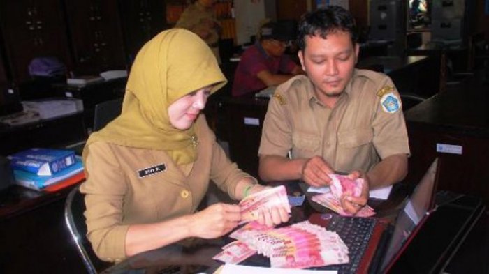 Gaji ke-13 ASN, TNI, Polri dan Pensiunan Akan Dibayar Mulai 1 Juli 2022