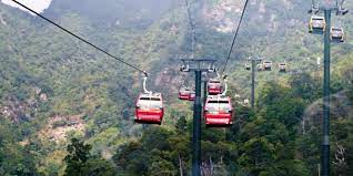 Ilustrasi kereta gantung. dok. Merdeka. Kaji Kereta Gantung jadi Transportasi di IKN dan Indonesia, Menteri Suharso ke Amerika