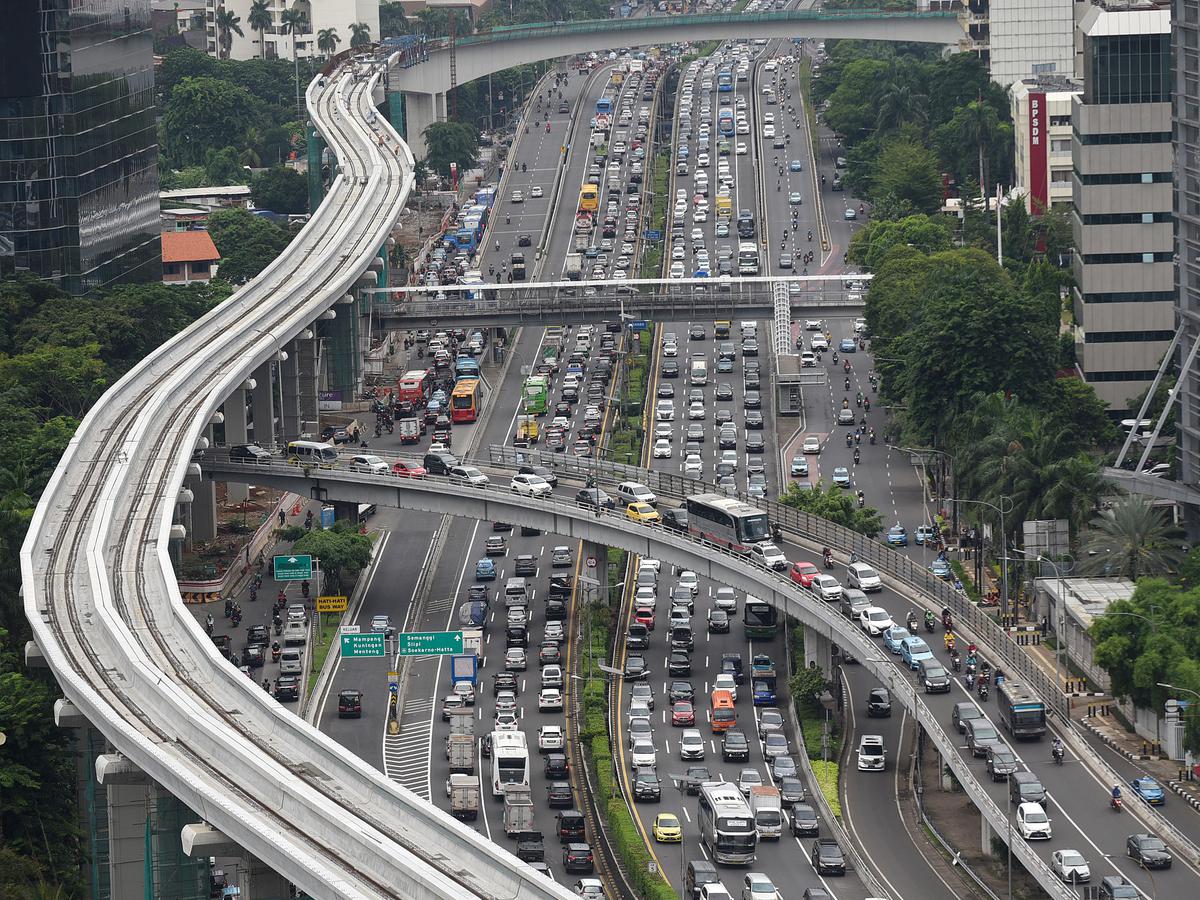 Tuntaskan Sejumlah Proyek, Adhi Karya (ADHI) Tawarkan Right Issue 7,12 Miliar Lembar