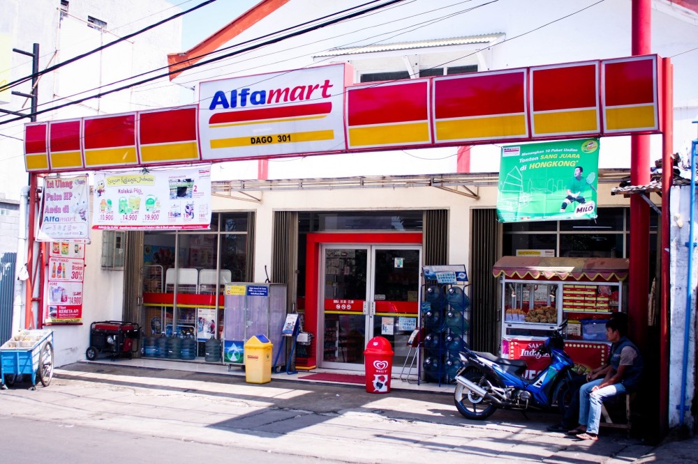 Alfamart (AMRT) Sukses Catat Laba Semester I Naik 45,9 Persen Jadi Rp1,27 Triliun