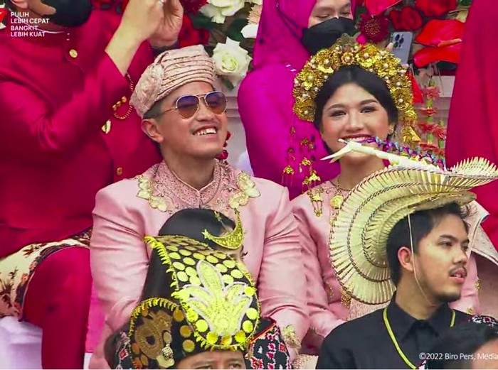 Kaesang Pangarep, dan pasangan Erina Gudono di momen HUT ke-77 Kemerdekaan RI, Rabu 1782022. dok. BPMI Setpres. Presiden Jokowi Segera Mantu Lagi, Kaesang Nikahi Puteri Indonesia asal DIY Desember