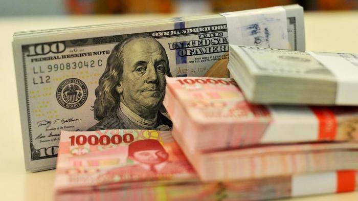 Rupiah Kembali Terangkat 53 Poin ke Level Rp15.682 per Dolar AS