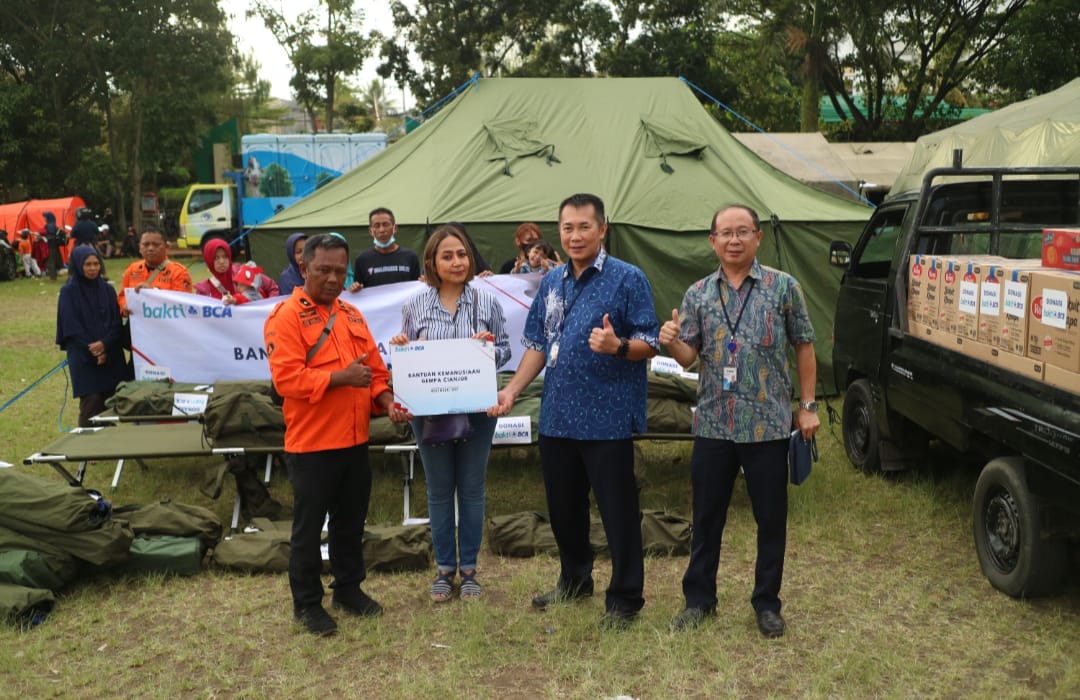 Bakti BCA Bergerak dan Berdonasi ke Lokasi Gempa Cianjur. dok1. ist. Bakti BCA Bergerak dan Berdonasi ke Lokasi Gempa Cianjur