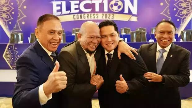 Ketua Umum PSSI 2023-2027 Erick Thohir (tiga kiri). dok. BeritaSatu. Kalahkan La Nyalla dalam Kongres, Erick Thohir Pimpin PSSI 2023-2027