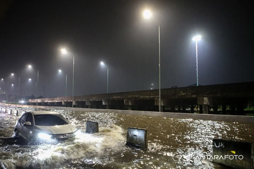 Perbaikan Tuntas, Jalan Tol Pondok Aren-Serpong KM 8 Arah Jakarta Kembali Beroperasi