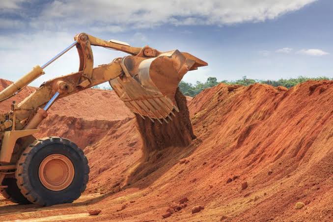 Jokowi Tegaskan Lagi tak Takut Dimusuhi Negara Lain Karena Larang Ekspor Bahan Mentah. dok. Kompas. Jokowi Tegaskan Lagi tak Takut Dimusuhi Negara Lain Karena Larang Ekspor Bahan Mentah