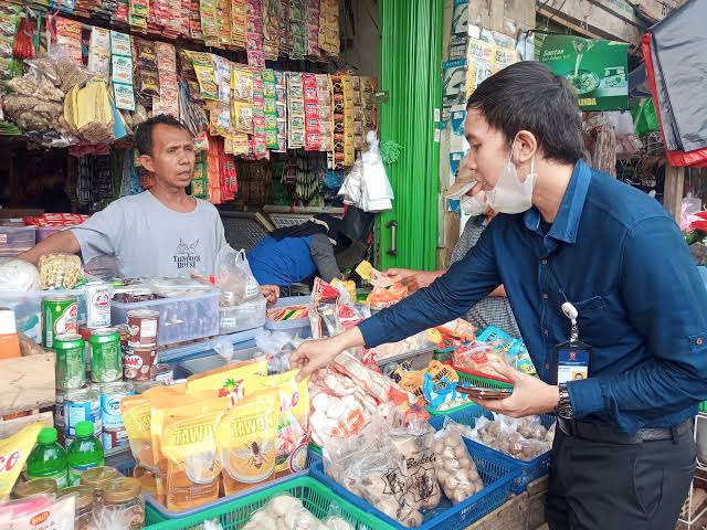 Pedagang di pasar. dok. AksesJambi. Cegah Lonjakan Harga Jelang Ramadan, KPPU Tingkatkan Pengawasan di Lapangan