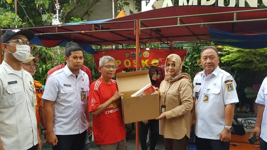 BPJS Ketenagakerjaan Jakarta Mangga Dua Bantu Ringankan Korban Kebakaran Pademangan Barat