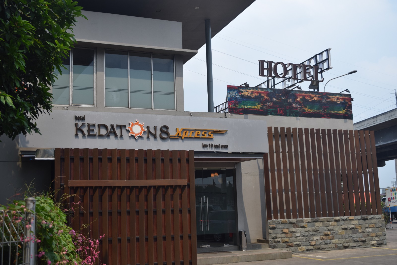 Kedaton 8 Hotel (KDTN) Bukukan Laba Q1-2023 Melonjak 79,39%, Ternyata Ini Penopangnya