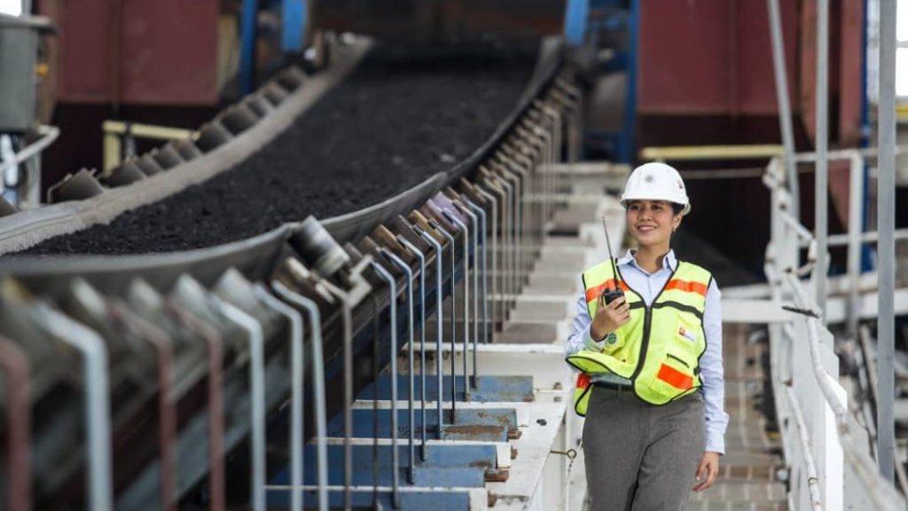 Siap Hadapi Tren Pelemahan Harga Batubara, PTBA Jalankan Diversifikasi dan Efisiensi