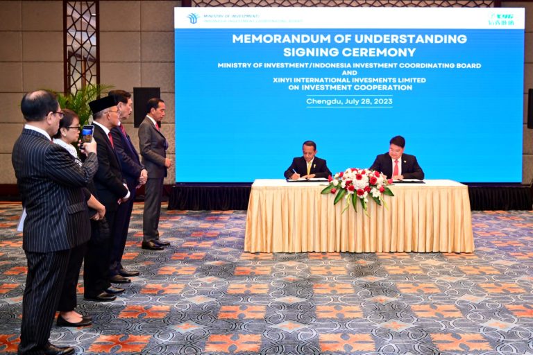 Hilirisasi Industri Kaca, Indonesia Gandeng Perusahaan China