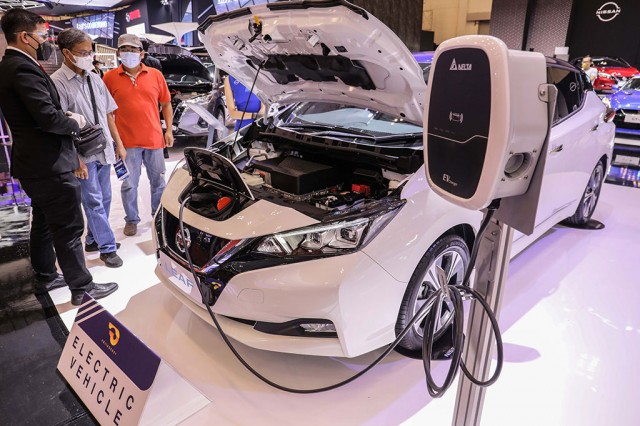 Pemerintah Tunda Penerapan TKDN Kendaraan Listrik 40 Persen dari 2024 ke 2026