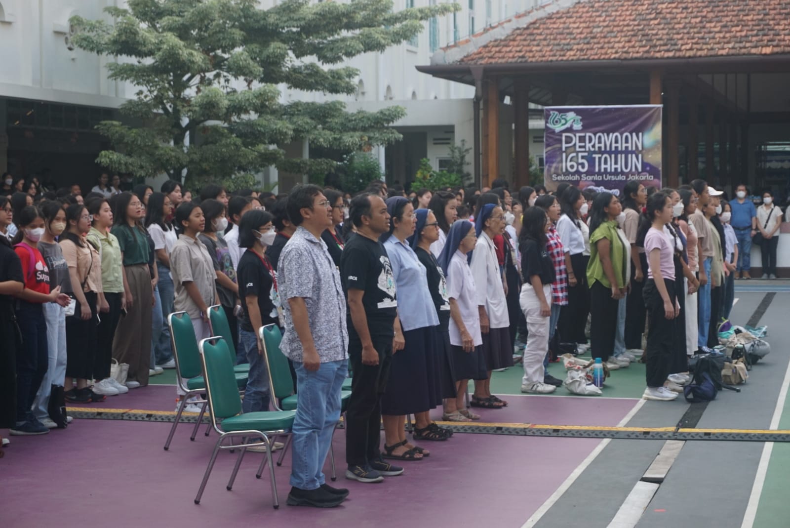 Sabtu, 9 September 2023, telah dimulai Sanur Open Campus, dan berlangsung selama 2 hari dan berakhir pada Minggu, 10 September 2023. Open Campus 165 Tahun Sekolah Santa Ursula Jakarta akan mengangkat judul KINARSA 2023. , akronim dari frasa bahasa Inggris, yakni “Keen Exploration on Indonesia’s Rising Potential” atau dalam bahasa Indonesia berarti Mendalami Eksplorasi Potensi Baru Indonesia.  dok. ist. KINARSA 2023, Mark Our Legacy in Our Golden Journey