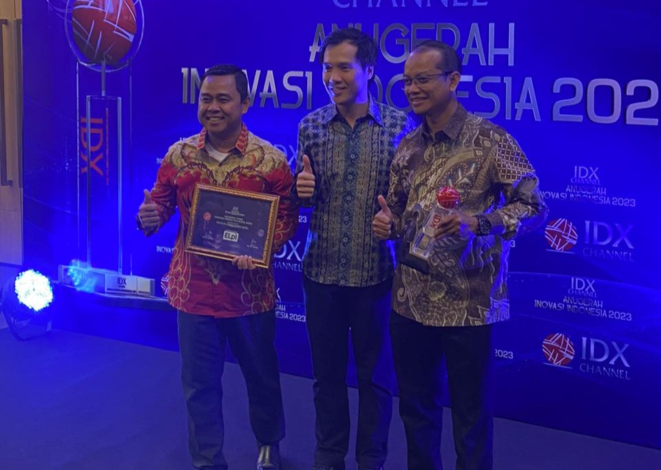 Ki-ka: Wawan Heri Purnomo-Corporate Secretary Eka Taniputra-Direktur Utama Soegeng Riyadi-Direktur PT Orela Shipyard dalam sebuah acara. Foto/Istimewa Setelah MV, Kini Ekalya Purnamasari (ELPI) Bakal Kembangkan Multicat Hybrid Power Vessel