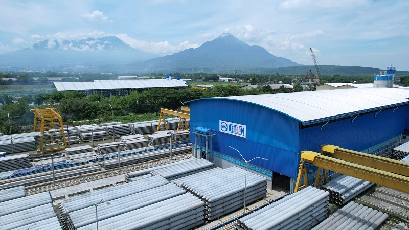 WIKA Beton (WTON) Mulai Pasang PLTS Atap di Dua Pabrik