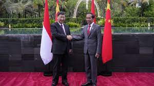 Presiden Joko Widodo bersama Presiden China Xi Jinping (kiri). dok. Setpres RI. Bertemu Presiden Xi Jinping, Jokowi Pastikan China Kirim 1 Juta Ton Beras ke Indonesia