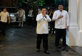 Wali Kota Medan Bobby Nasution (kanan) bersama Prabowo Subianto. dok. Rakyat Merdeka. Di Medan, Sumut, PDIP Kehilangan Wali Kota Bobby Nasution Bersama Induk Relawannya