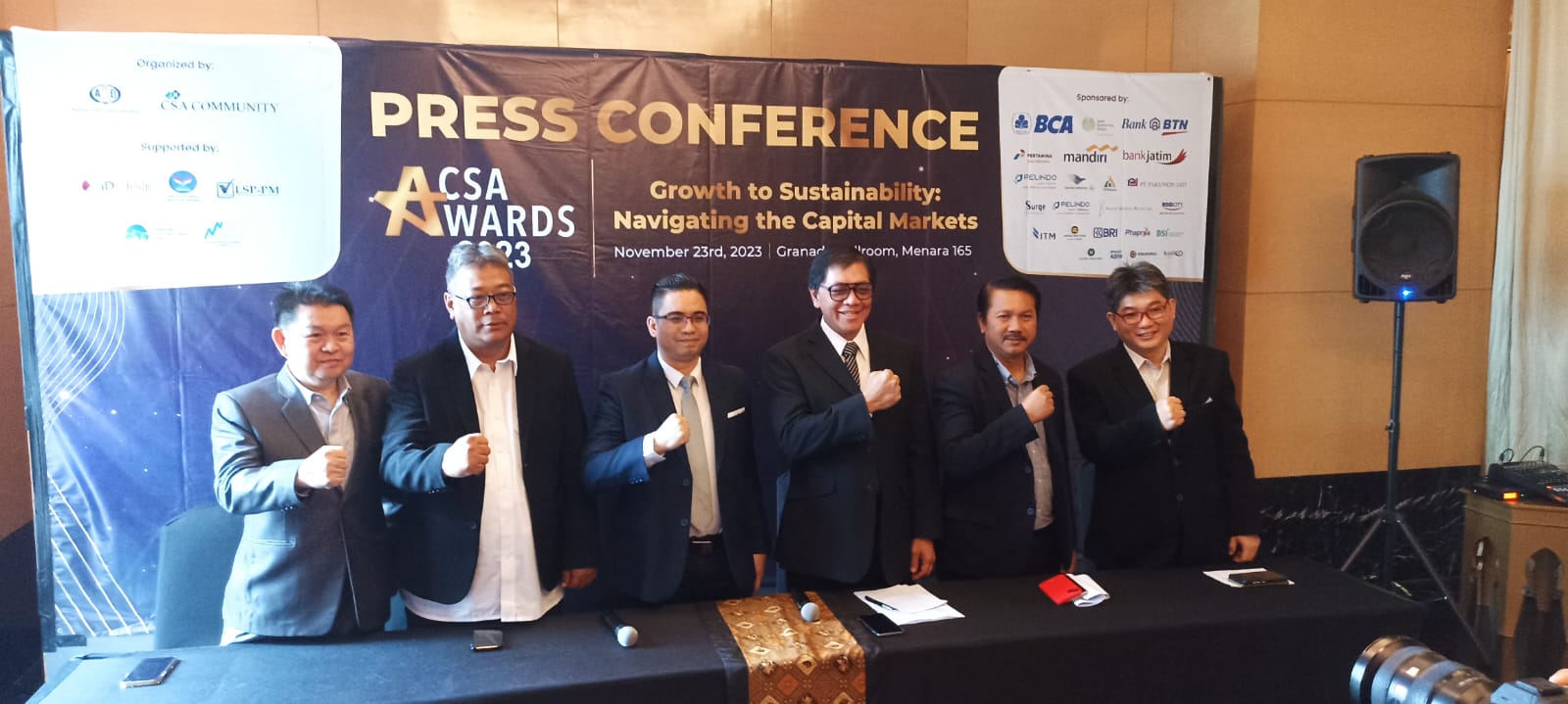 Sembilan emiten meraih penghargaan, terdiri dari 2 emiten kategori The Best of The Best dan tujuh emiten Innovation Awards 2023. Ketujuh emiten tersebut, memperoleh capaian yang signifikan sehingga berhak meraih penghargaan special achievement. Sementara 11 emiten raih Awards Analyst’s Favourite Stock. Bertema Growth to Sustainability Navigating The Capital Market, 45 Emiten Raih CSA Award