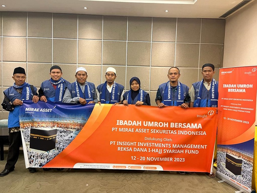 Mirae Asset dan Insight IM Umrahkan 19 Orang ke Tanah Suci Makkah