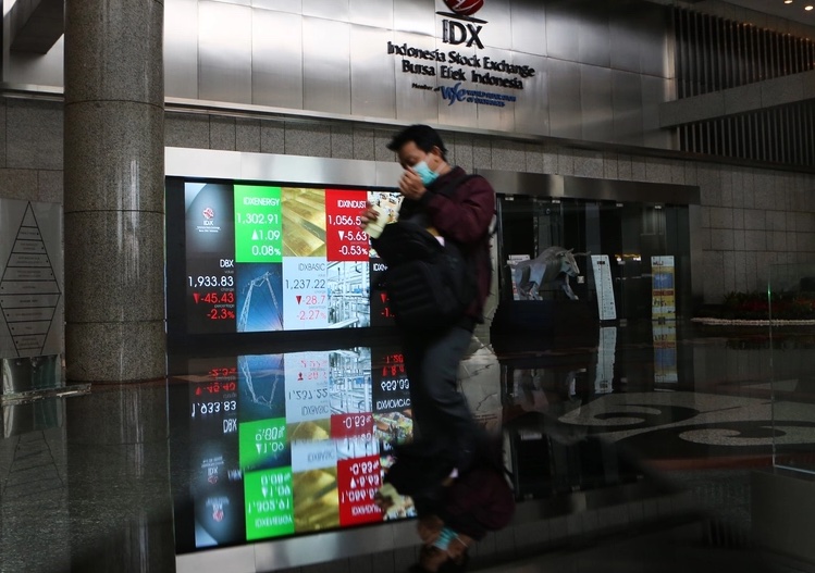 IHSG Tutup Minus 0,14 Persen, RAJA, SMMT, dan PEHA Huni Top Losser