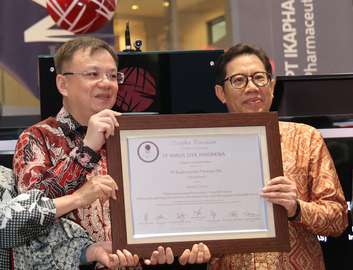 Laju Saham Positif, Ikapharmindo (IKPM) Masih Endapkan Dana IPO Rp39,19 Miliar