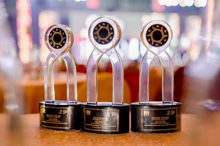 Kementerian Energi dan Sumber Daya Mineral (ESDM) kembali menyabet Gold Winner untuk Kategori Kementerian pada sub Kategori Goverment Program PR : Kementerian ESDM Raih 4 Penghargaan PR Indonesia Awards 2024