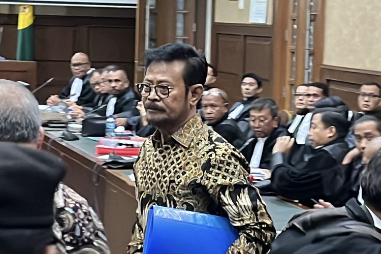 Syahrul Yasin Limpo (SYL) hadiri persidangan di Pengadilan Tipikor Jakarta. dok. Kompas. Kasus Korupsi di Kementan, Jaksa KPK akan Panggil Istri dan Anak SYL