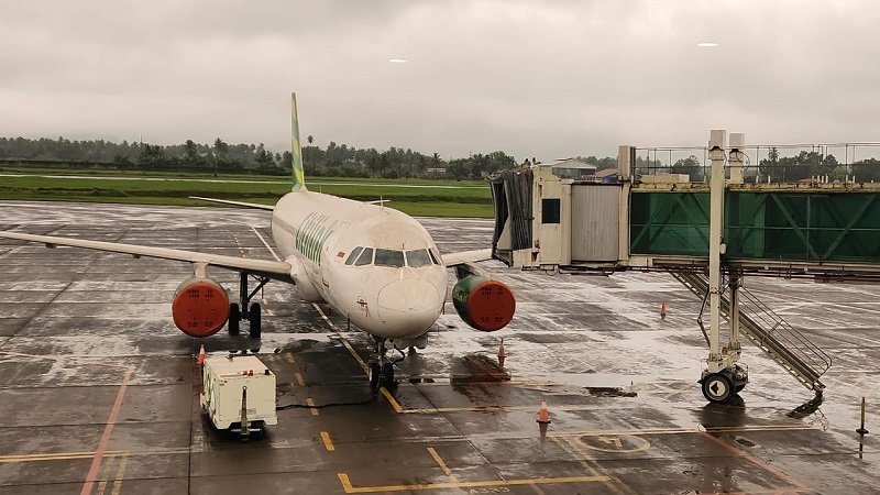 Bandara Ditutup karena Erupsi Gunung Ruang. dok. Okezone.com/MPI. Erupsi Gunung Ruang, Tujuh Bandara di Sulawesi Ditutup Sementara