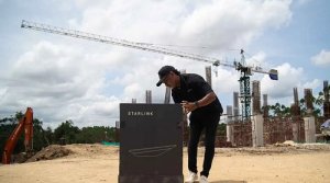 Uji coba pemasangan Starlink di IKN Nusantara Kalimantan Timur. dok. InfoPublik. Teknologi Internet Starlink Elon Musk Diuji Coba di IKN Nusantara