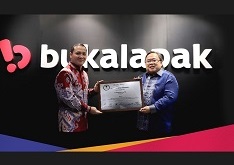 Bulakalapak ketika mencatatkan saham perdananya. Direktur Bukalapak (BUKA) Howard Nugraha Mendadak Mundur, Ada Apa?