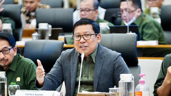 Kepala Bapanas Arief Prasetyo Adi dalam Rapat Dengar Pendapat (RDP) Komisi IV Dewan Perwakilan Rakyat Republik Indonesia (DPR RI) di Jakarta pada Senin (10/6/2024)/ Foto : Humas Bapanas Bapanas Siapkan Regulasi Turunkan Food Loss and Waste
