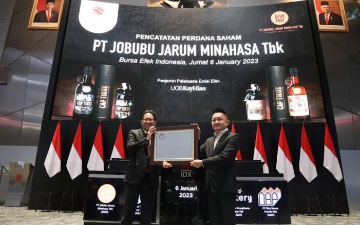 Manajemen PT Jobubu Jarum Minahasa Tbk (BEER) ketika mencatatkan sahamnya di BEI Emiten Miras Cap Tikus (BEER) Bagi Dividen Minimalis