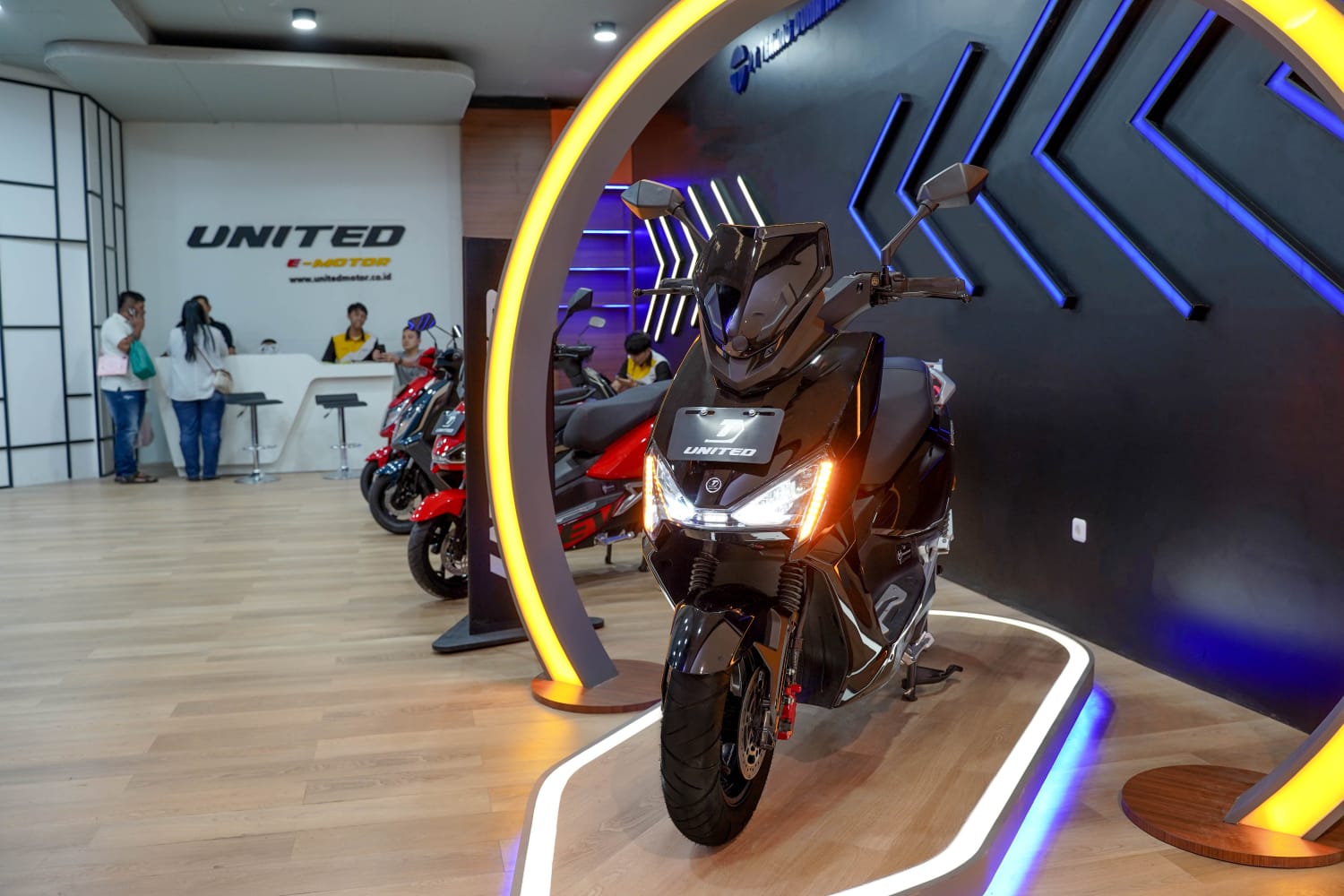 United E-Motor segera membuka store terbarunya di Tangerang, dan Depok. dok. ist. United E-Motor Segera Resmikan Tiga Gerai di Tangerang dan Depok