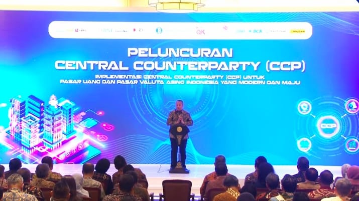 Gubernur Bank Indonesia Perry Warjiyo dalam peluncuran Central Counterparty (CCP), di gedung BI, Senin (30/9/2024). dok. BI. CNBC Indonesia. Disokong BI, OJK, BEI dan 8 Bank, Central Counterparty Resmi Berdiri