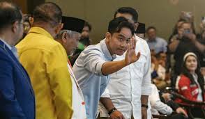 Wapres terpilih Gibran Rakabuming Raka (tengah). dok. Media Indonesia. Sebagai Wapres, Sesuai Perpres Gibran Bakal Didampingi 8 Staf Khusus