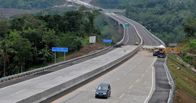 Jalan tol ruas Betung-Jambi Seksi IV sepanjang 18,5 km. Ruas tol ini akan menghubungkan Provinsi Sumatera Selatan dengan Provinsi Jambi. Dok. Jambiupdate. Terapkan Prinsip QHSSE Bangun Tol Betung-Jambi, Ini Harapan HKI