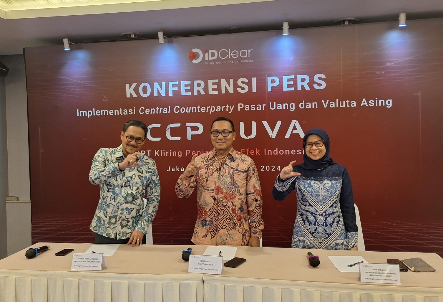 Manajemen KPEI ketika menggelar jumpa pers KPEI Sosialisasikan CCP PUVA dan Ajak Perbankan Menjadi Anggota