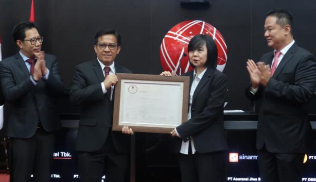 Manajemen FUJI Finance ketika mencatatkan sahamnya di BEI Fuji Finance (FUJI) Akan Proses Mundurnya Stephen Alfred Sebagai Dirut
