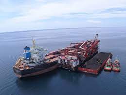 Salah satu kapal tongkang milik TCPI Transcoal Pacific (TCPI) Lego Kapal Lagi Rp24 Miliar, Kenapa?