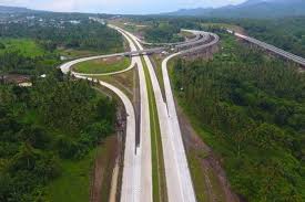 Menyongsong Libur Natal 2024 dan Tahun Baru 2025, PT Waskita Toll Road (WTR), anak perusahaan PT Waskita Karya (Persero) Tbk. (WSKT), memberlakukan diskon tarif, selain melakukan sejumlah persiapan. Dok. SINDOnews. Libur Natal dan Tahun Baru, Anak Usaha WSKT Beri Tarif Diskon Tol