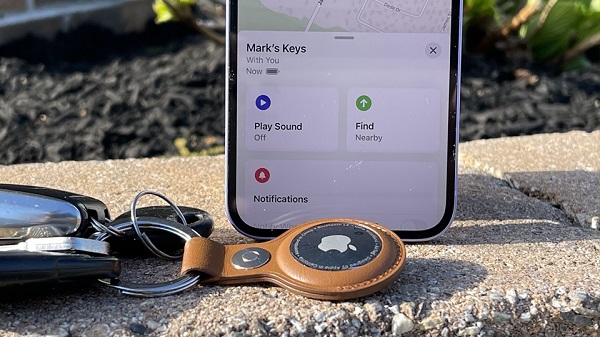 Meski Apple mengklaim total investasi pabrik AirTag mencapai USD1 miliar, namun berdasarkan hitung-hitungan Kemenperin nilai riilnya hanya USD200 juta Hitungan Kemenperin Nilai Riil Investasi AirTag Apple Cuma USD200 Juta