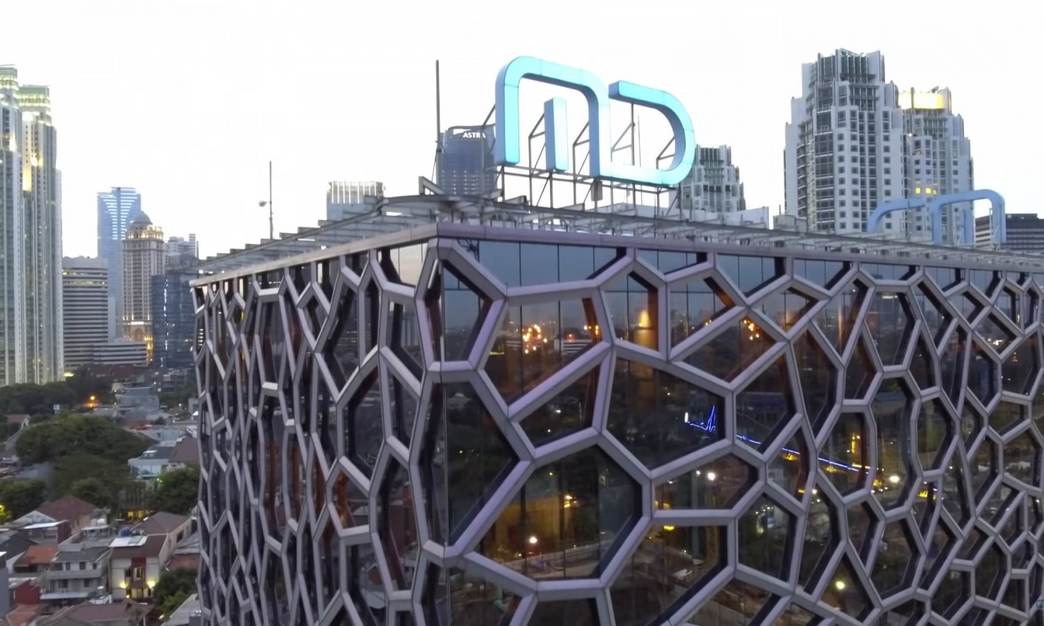 Gedung MD Entertainment tampak dari kejauhan. FOTO - ISTIMEWA Lego 188 Juta Saham FILM, Morgan Stanley Keruk Rp226,5 Miliar