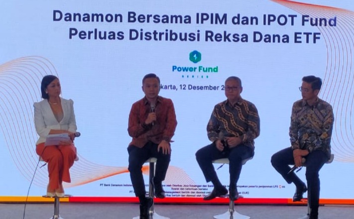 Moleonoto The, Direktur Utama Indo Premier Sekuritas (paling kanan) pada suatu kesempatan. FOTO - ISTIMEWA Reksa Dana ETF Makin Seksi, Telisik Pemicunya