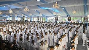 Para kepala daerah yang dilantik Presiden Prabowo Subianto, di Istana Merdeka Jakarta, Kamis (20/2/2025). Dok. Istana Kepresidenan. Sejarah! Presiden Lantik dan Salami Satu Per Satu 961 Kepala Daerah