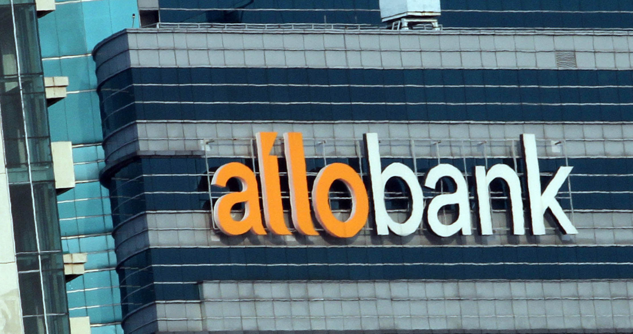 Tumbuh Minimalis, Bank CT (BBHI) 2024 Serok Laba Rp467 Miliar