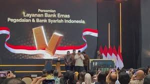 Presiden Prabowo Subianto meresmikan Bank Emas Pegadaian dan Bank Syariah Indonesia di Gade Tower, Jakarta, Rabu (26/2/2025). dok. Tribunnews. Resmikan Bank Emas Pertama di Indonesia, Bangganya Presiden Prabowo